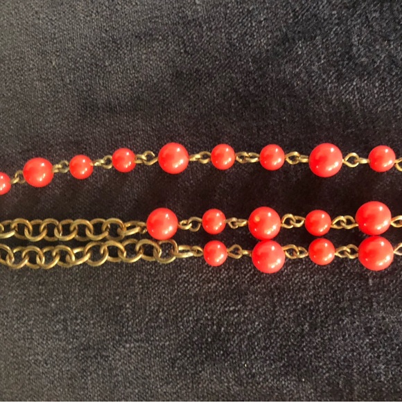 J CREW Long 3-Strand Beaded Poppy Red & Antique Gold Toned Necklace - Picture 7 of 10